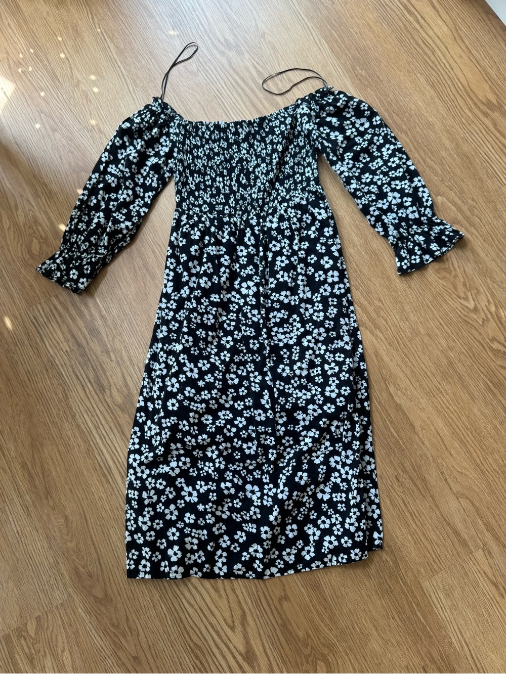 Who What Wear Black Off-Shoulder Floral Midi Dress